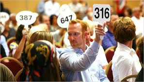 bidder at auction