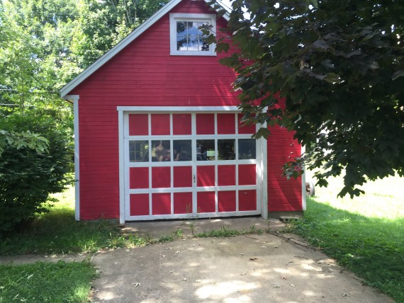 Garage on High St Lot