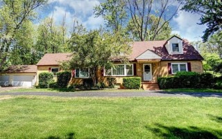 Beautiful 4 BR in Centerville, Ohio