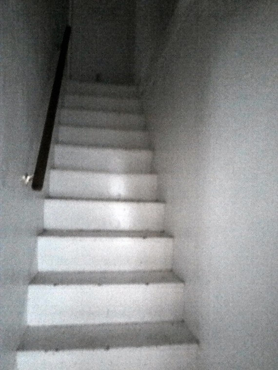 stairs to 1/2 story