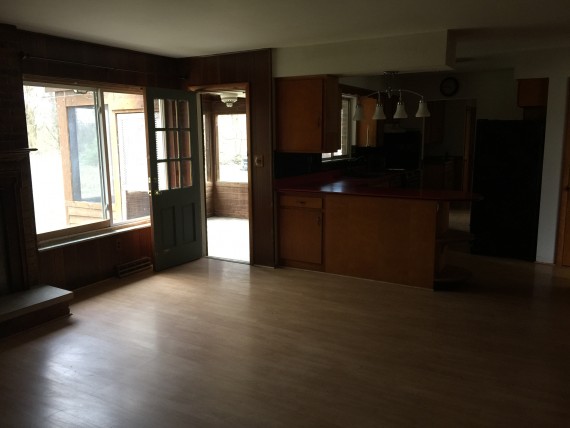 Dining room into kitchen 1635