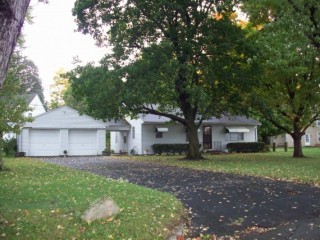 872 LINCOLN DR., CIRCLEVILLE, OH 43113