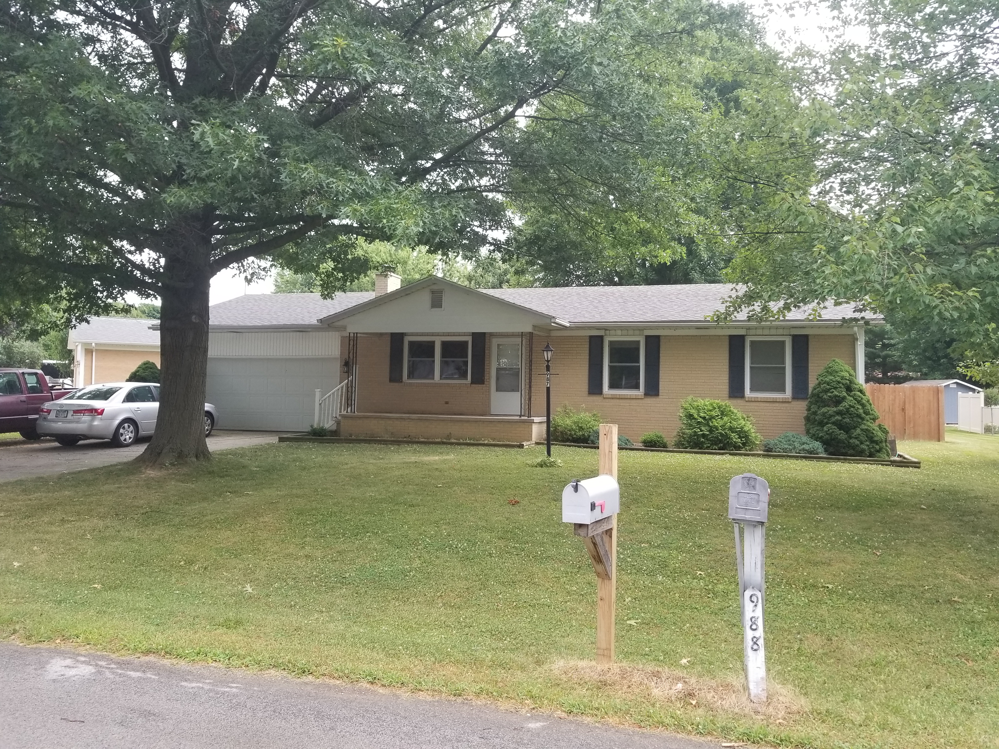 Property For Sale 987 Edgewood Dr.