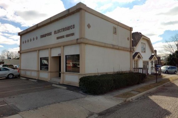 Retail Showroom Warehouse Building Facing Main Street