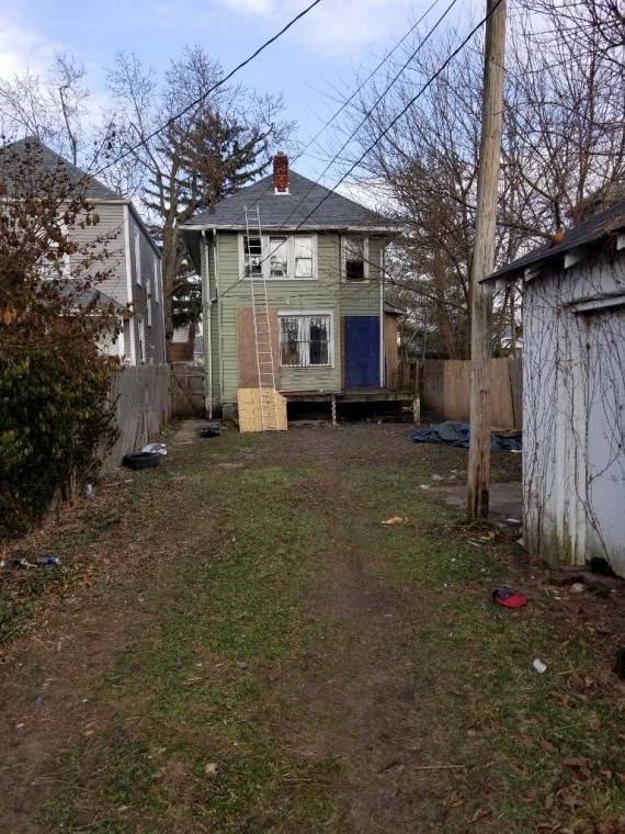 Privacy Fenced Back Yard