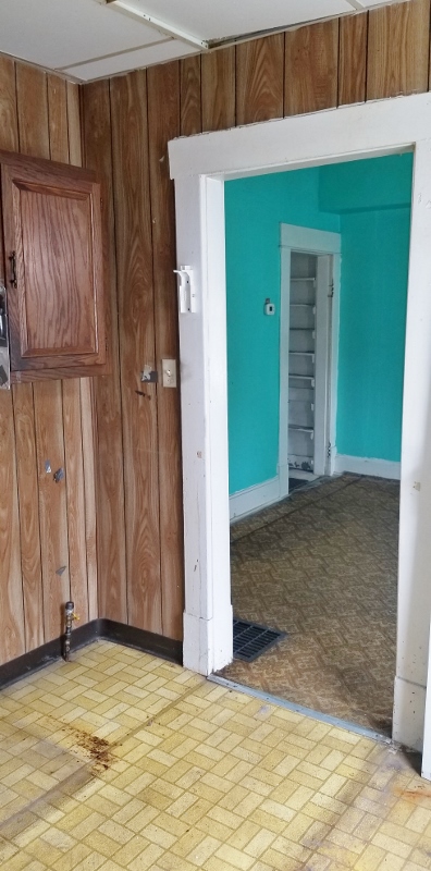 Kitchen Family Room