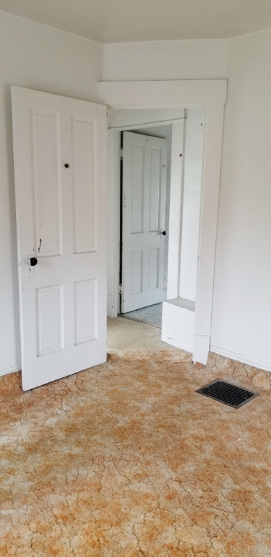 2 Bed Rooms