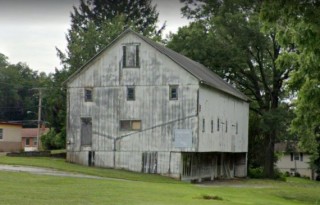 117 Year Old Barn. Picking Rights. No Real Estate.