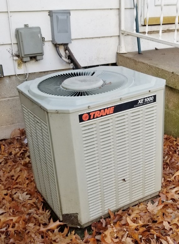 Good Working Condition Central Air Conditioning Condenser