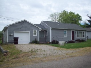 PUBLIC AUCTION OF REAL ESTATE - - 90 Water Street, Tarlton, OH