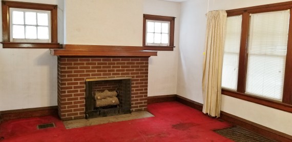 Living Room Gas Fired Fireplace