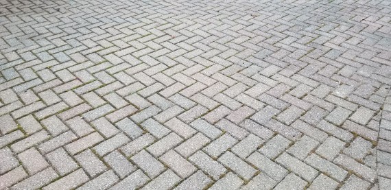 Very Attractive Brick Paver 1/2 Circle Driveway