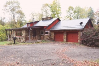 Log Home - 17.14 +/- acres