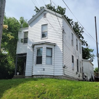 105 W 69th St. Cincinnati, OH 45216