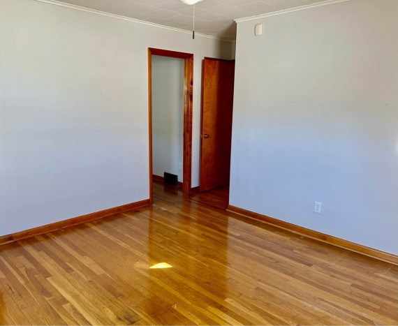 Huge First Floor Bedroom #2