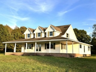 Great Property & Location - 3 Br  - 6 acres 