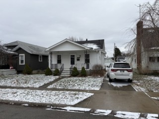 Belmont Bungalow Auction