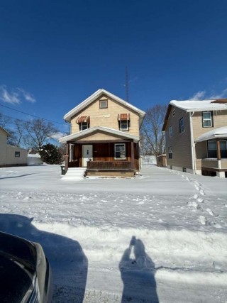 1805 17th St NE, Canton, OH 44705