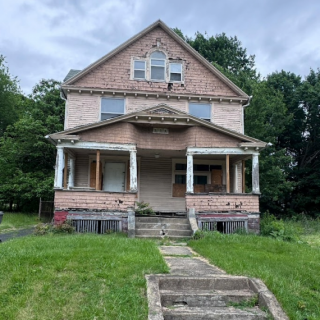 224 Breaden St, Youngstown, OH 44502