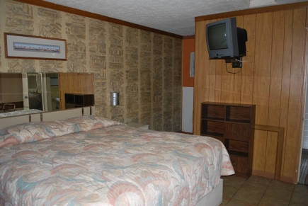 Room with King bed
