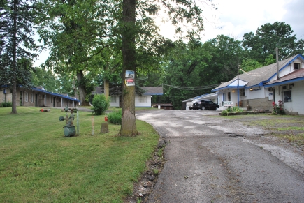 Motel driveway