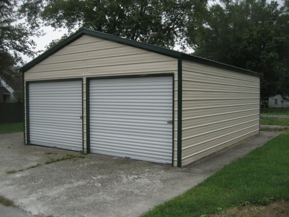This Storage Building IS NOT included in the sale of the Real Estate. This 20' x 26' Metal Storage Building Sells Separtely @ 1:00 PM