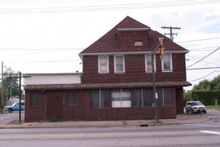 LARGE 2-STORY COMMERCIAL WITH FRONTAGE ON MAJOR ROAD