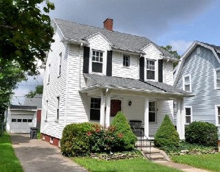 ABSOLUTE AUCTION....4521 Belmar selling to high bidder regardless of price Thursday, Oct 17th at 5pm!