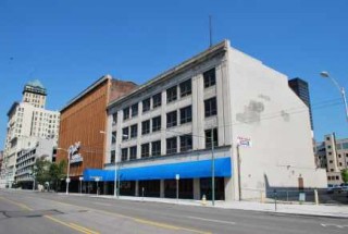 Absolute Auction of Downtown Dayton 4 Story Night Club Bar 