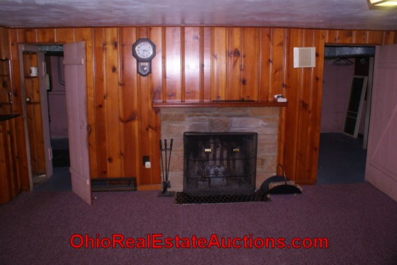 BEAUTIFUL WOOD PANELED BASEMENT W/CARPET