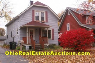 ABSOLUTE AUCTION - SINGLE FAMILY HOME IN NICE NEIGHBORHOOD