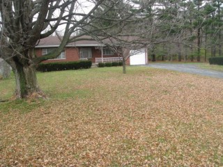 Ranch Style Home with Large Lot !