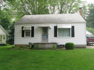 Charming House Ready to Move In !!